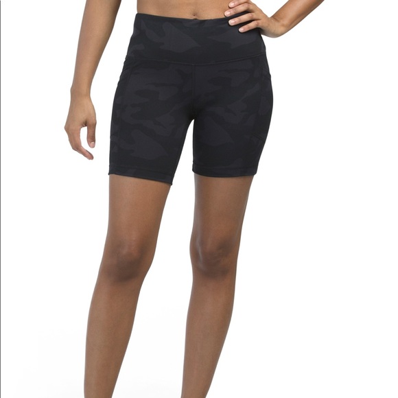 Yogalicious Pants - YOGALICIOUS Shorts Lux High Rise Side Pockets Bike Tights Leggings Black Camo XS